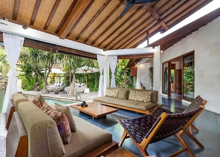 Villa Shantika By Finder